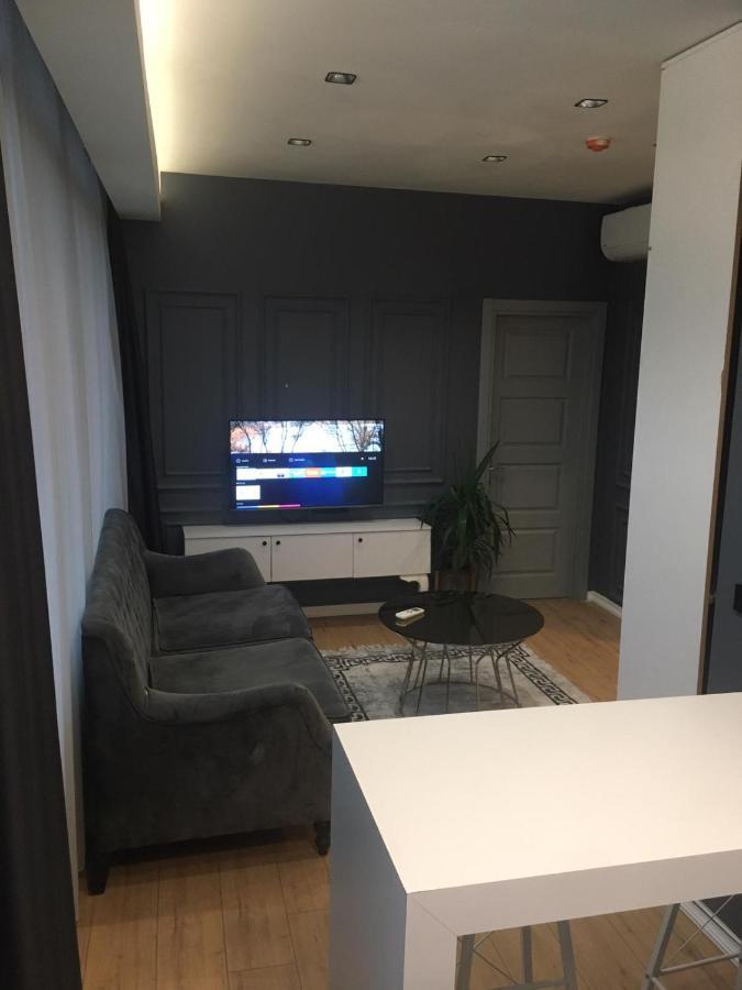 Hola Suites Hotel Istanbul Bagian luar foto