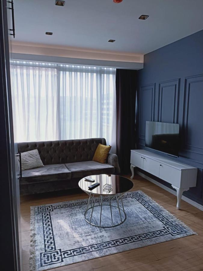Hola Suites Hotel Istanbul Bagian luar foto