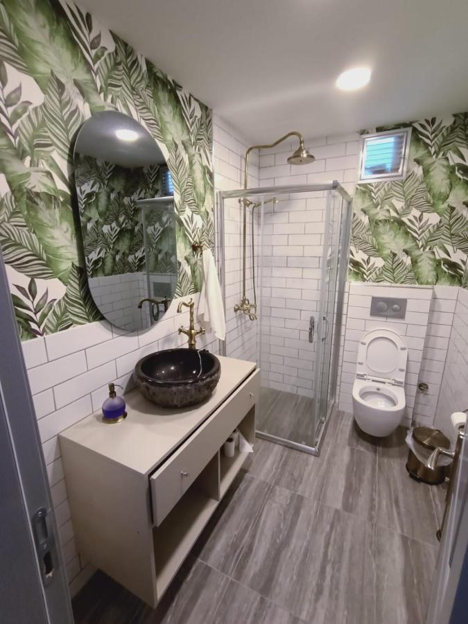 Hola Suites Hotel Istanbul Bagian luar foto